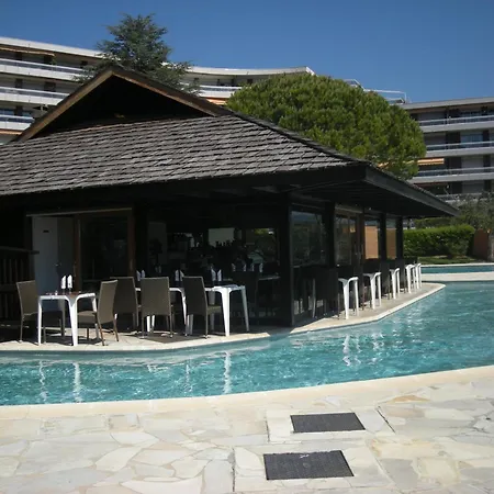 アパート Belles Terres 2 Ap4392 By Riviera Homes ニース